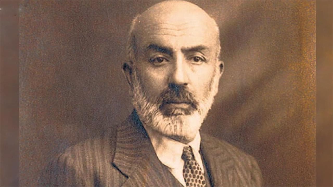 Turan Ruhunun Büyük Şairi: Mehmet Akif Ersoy